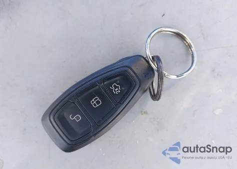 2015 Ford Fiesta Titanium z USA, uszkodzony, nr VIN 3FADP4FJ7FM133662